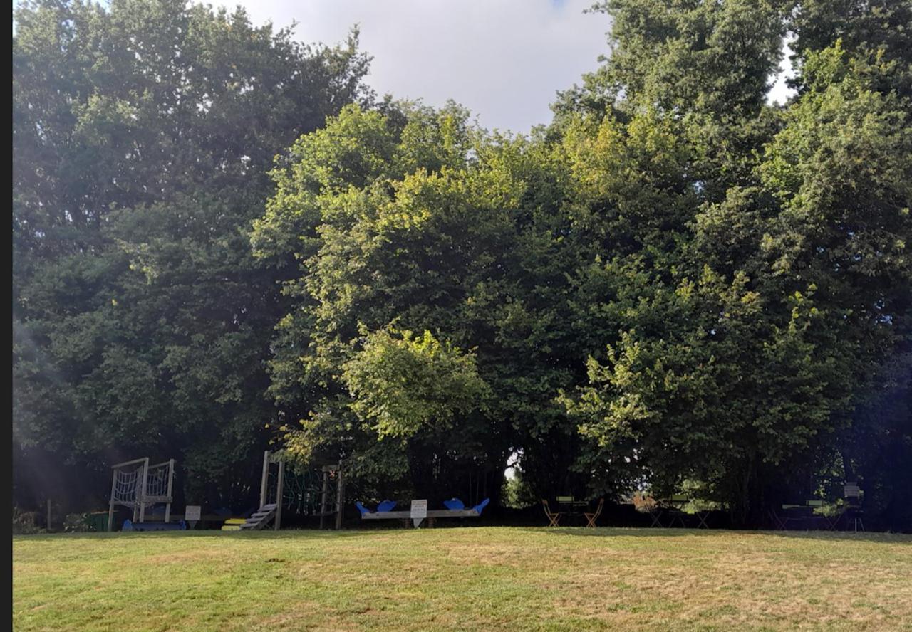 Chalet Charmant A Saint-Sylvestre Avec Terrasse Et Jardin Ambazac Kültér fotó